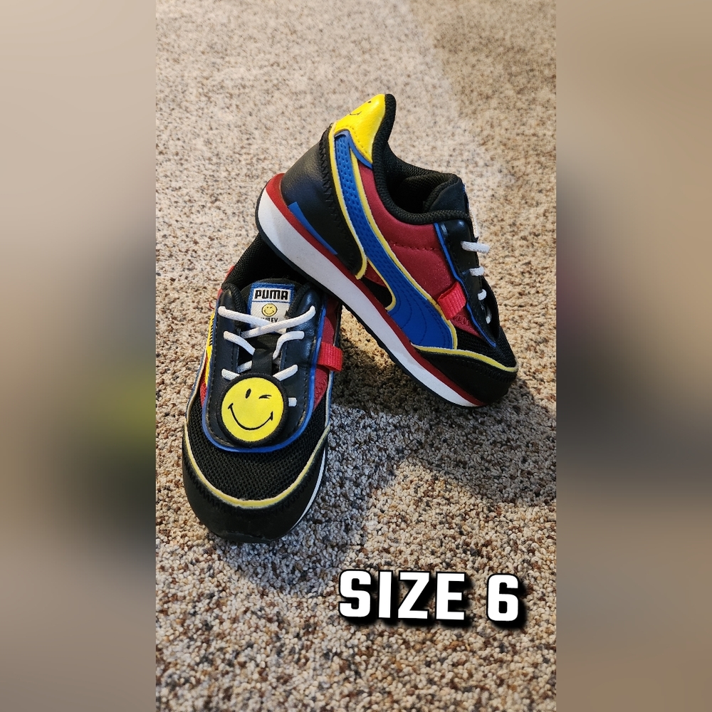 Toddlers pumas sneakers
